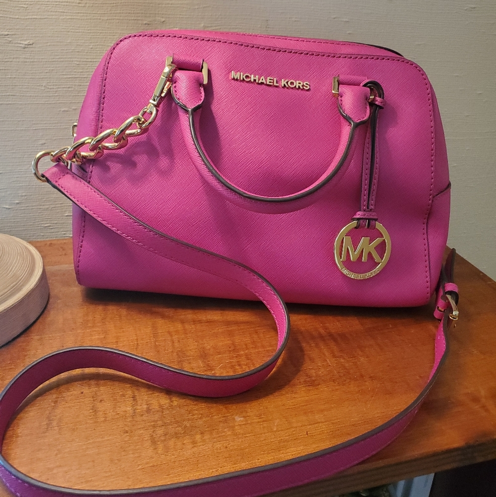 💖 Darling Fuchsia MK Purse 💖